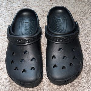 Disney crocs size 8